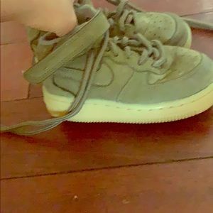 Nike shoes kids size 7